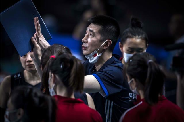 开云体育app-谁将接替郎平执掌中国女排？两人概率高却仍存软肋